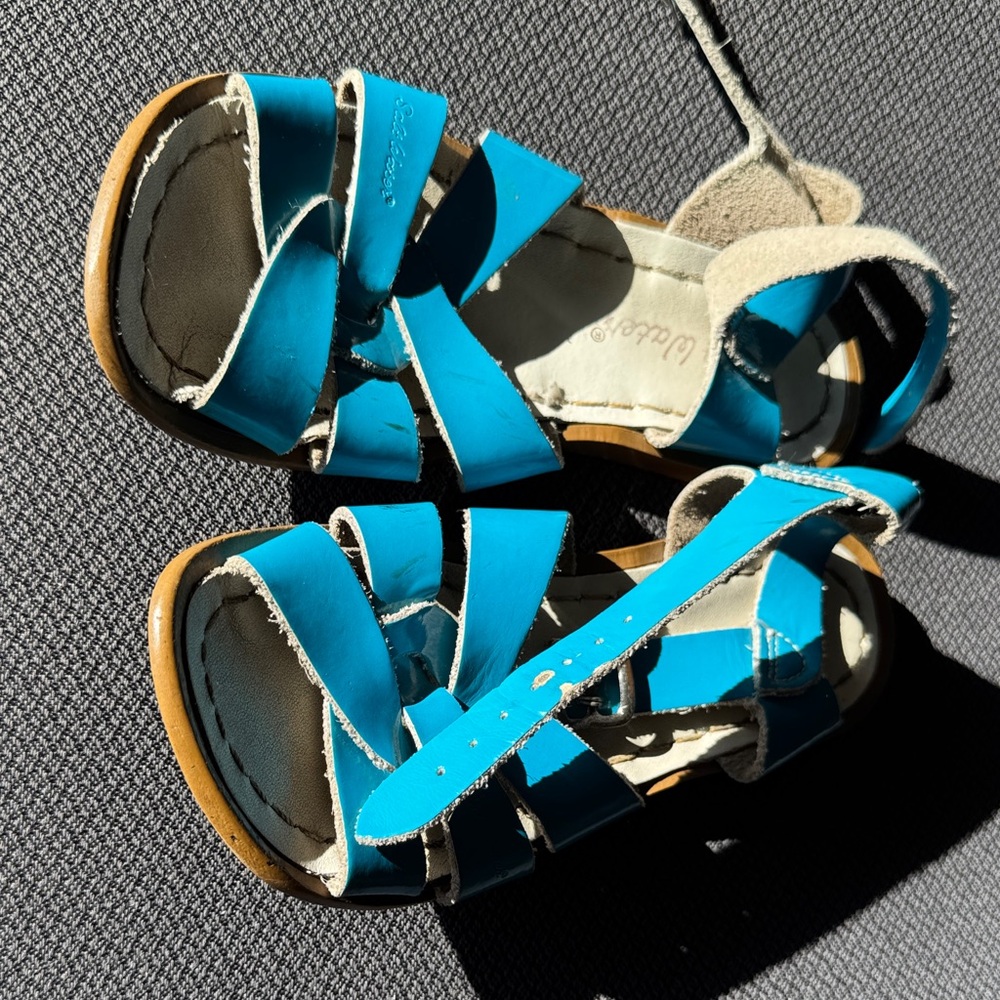 Blue Leather salt waters size 12c